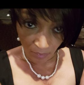 Meet your Posher, Marcia